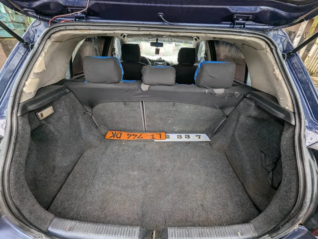 Photo de Galerie 1 - Petites Annonces | Car For Sale, Molyko, Buea, Cameroun | Véhicules et moteurs  > Voitures et camions