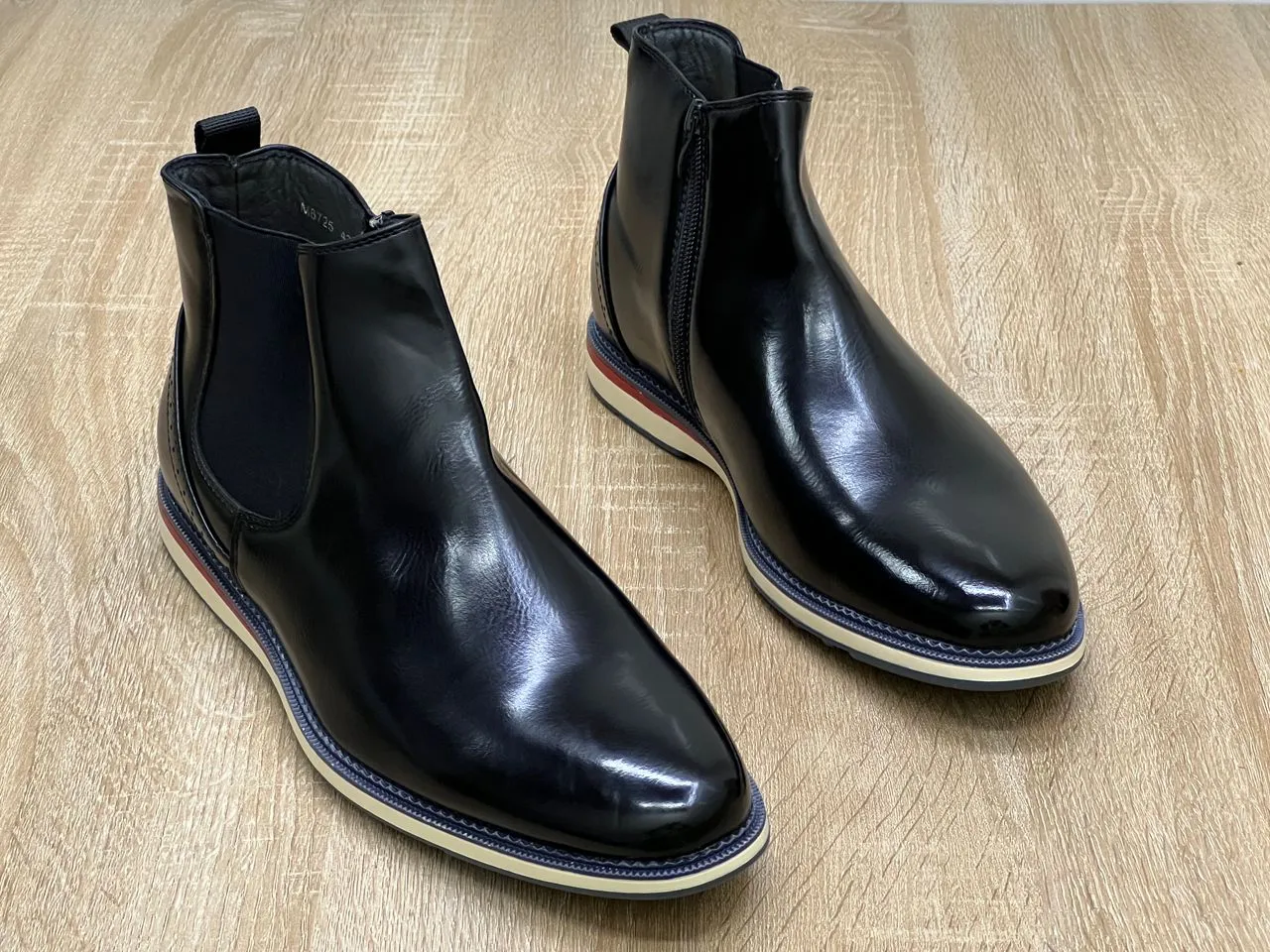 Photo de Galerie 4 - Petites Annonces | Bottines En Cuir, Akwa-Douche, Douala, Cameroun | Vêtements, chaussures et autres  > Chaussures pour hommes