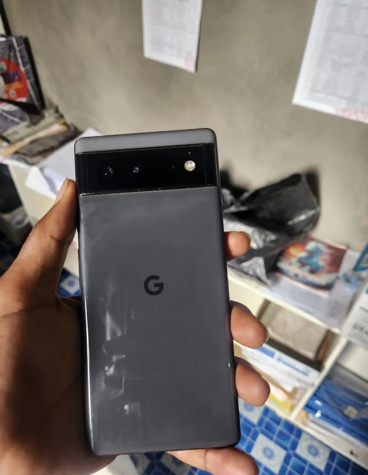 Photo de Galerie 1 - Petites Annonces | Google Pixel 8!, Simbock, Yaoundé, Cameroun | Électronique et médias 