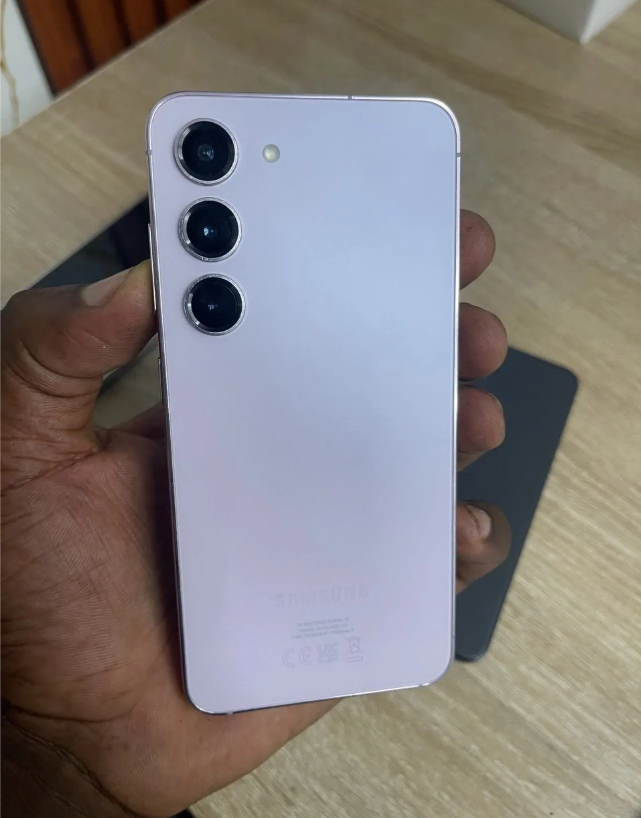 Photo Principale - Petites Annonces | Samsung Galaxy S 24, Obili, Yaoundé, Cameroun | Électronique et médias  > Cellulaires et accessoires