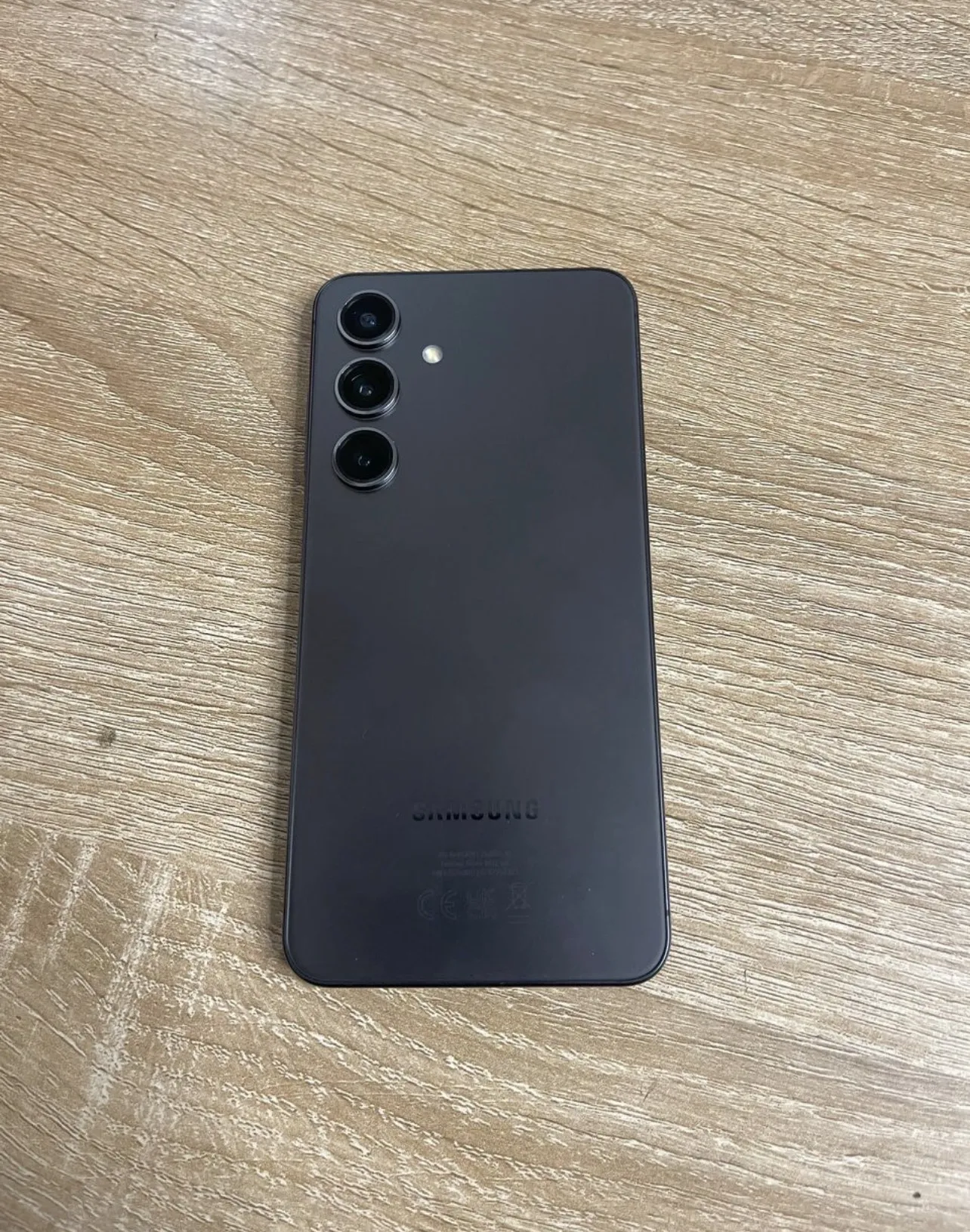 Photo de Galerie 1 - Petites Annonces | Samsung Galaxy S 24, Obili, Yaoundé, Cameroun | Électronique et médias  > Cellulaires et accessoires