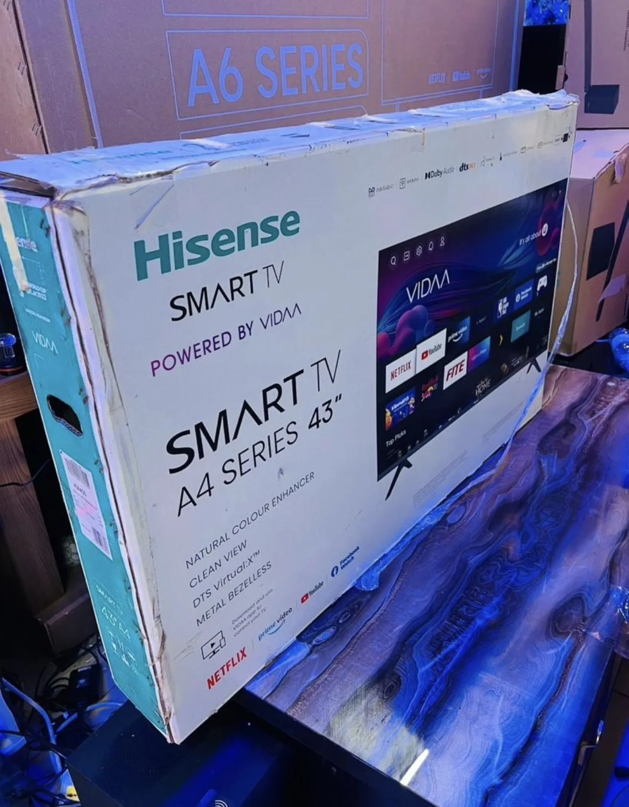 Photo de Galerie 3 - Petites Annonces | Television, Commercial Avenue, Bamenda, Cameroun | Électronique et médias  > Autres électroniques et médias