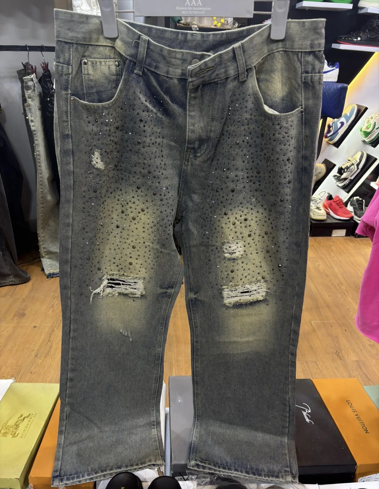 Gallery Photo 3 - Marketplace | Trousers, Bastos, Yaoundé, Cameroon | Clothing, Shoes, & Others  > Men's clothing