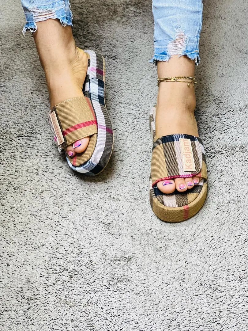 Main Photo - Marketplace | Kadjam Shoes, Akwa-Douche, Douala, Cameroon | Clothing, Shoes, & Others  > Women's shoes