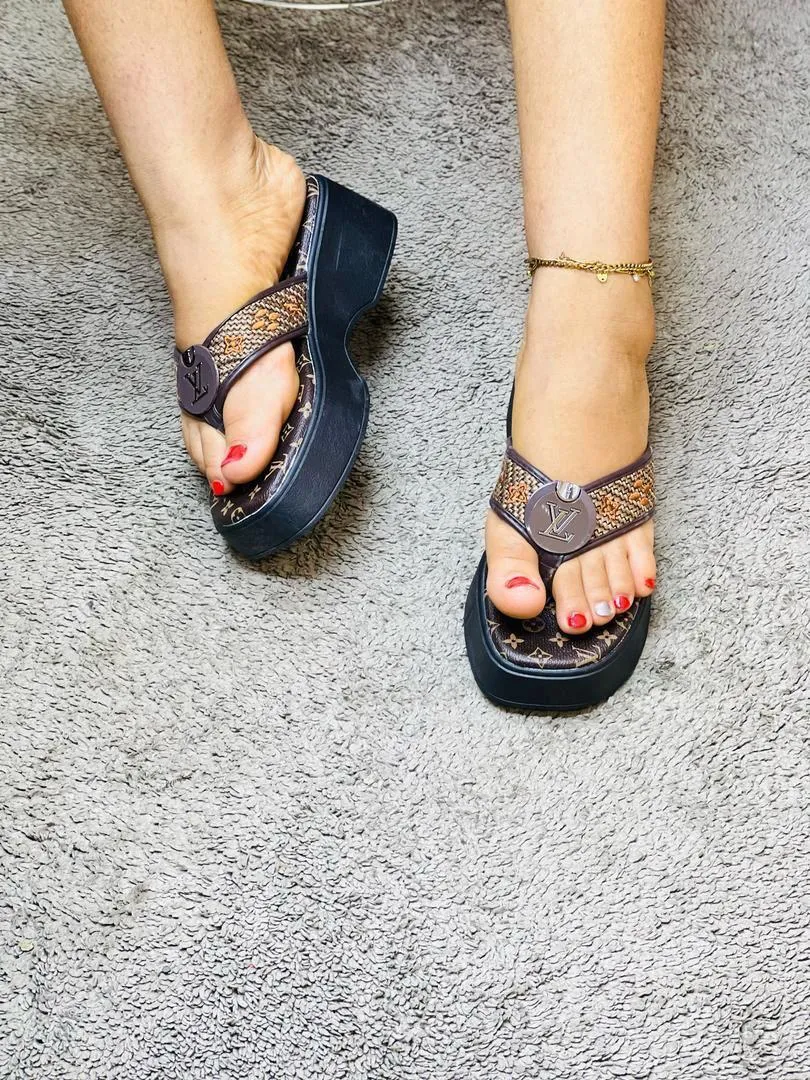 Gallery Photo 2 - Marketplace | Louis Vuitton, Akwa-Douche, Douala, Cameroon | Clothing, Shoes, & Others  > Women's shoes