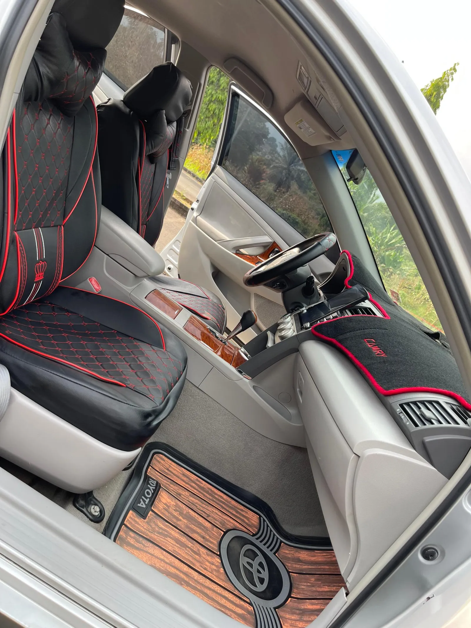 Photo de Galerie 6 - Petites Annonces | Good Looking Toyota Camry For Sale, Bonduma, Buea, Cameroun | Véhicules et moteurs  > Voitures et camions