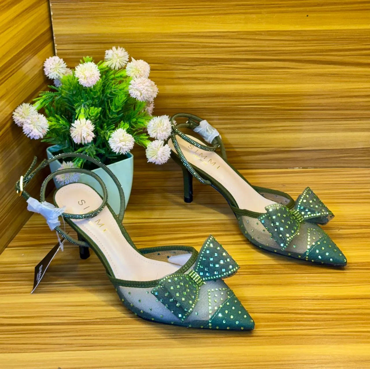 Gallery Photo 1 - Marketplace | Aventos Perfume Very Original And Long Lasting After Use And It Sticks To Your Dress For Sale At Good Prices, Bonduma, Buea, Cameroon | Health & Beauty  > Other Health & Beauty