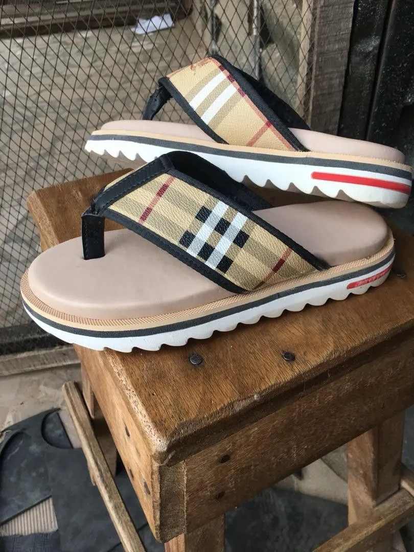 Gallery Photo 2 - Marketplace | Male Slippers, Simbock, Yaoundé, Cameroon | Clothing, Shoes, & Others  > Men's shoes