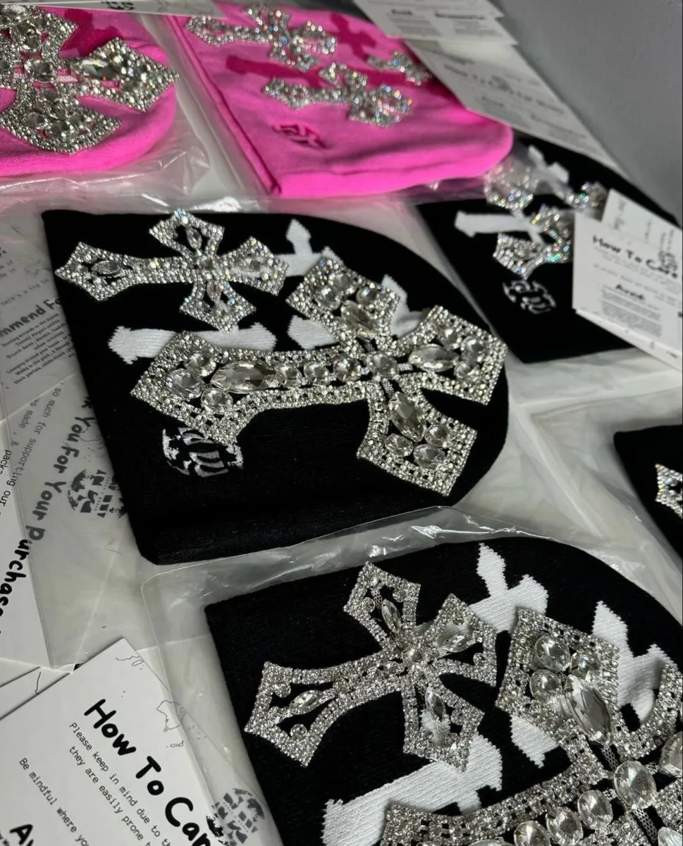 Photo de Galerie 1 - Petites Annonces | Fancy Caps, Damas, Yaoundé, Cameroun | Vêtements, chaussures et autres  > Vêtements pour garçons
