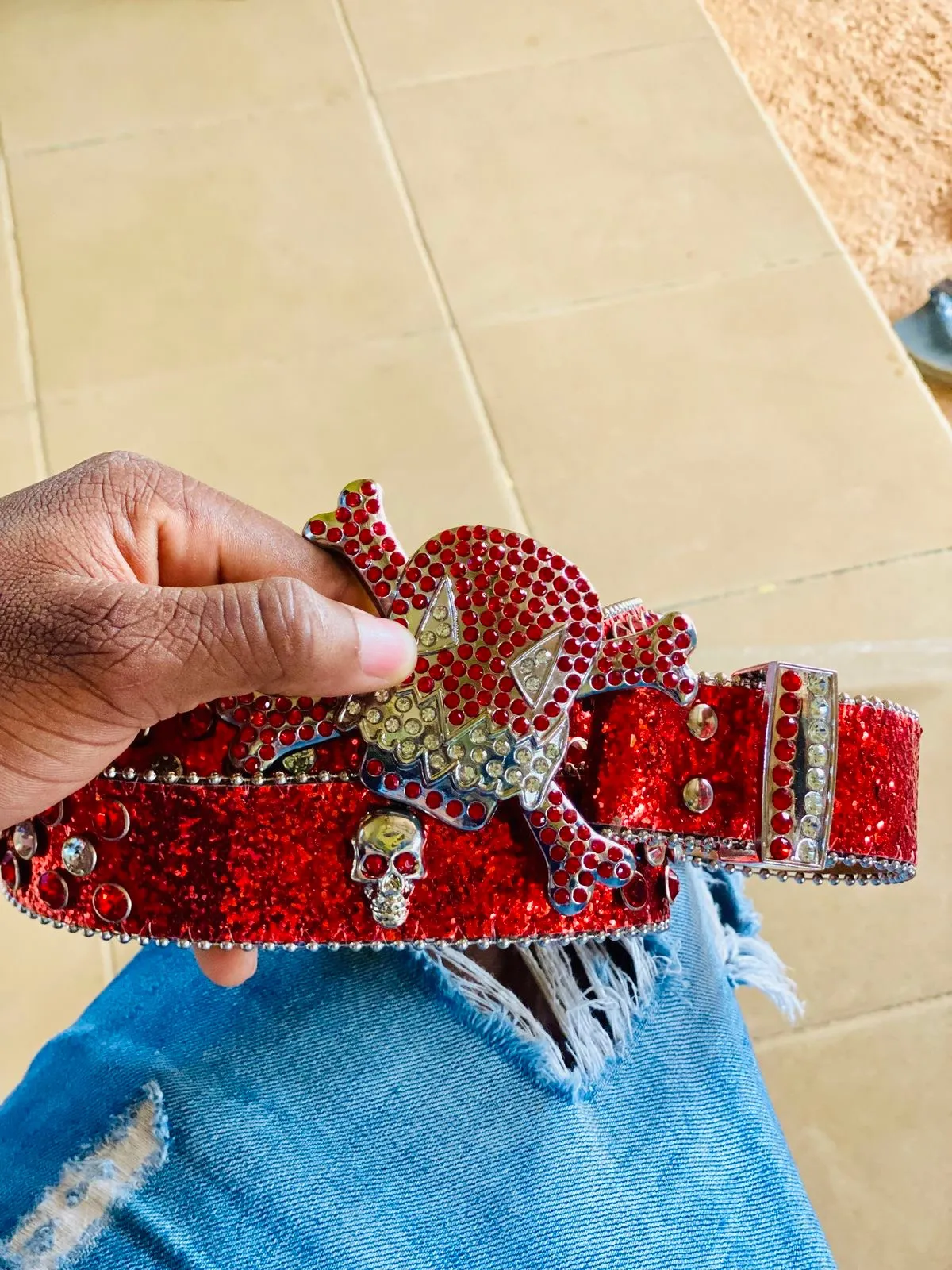 Photo de Galerie 1 - Petites Annonces | Fancy Ice Belts, Vogbeti, Yaoundé, Cameroun | Vêtements, chaussures et autres  > Vêtements pour garçons