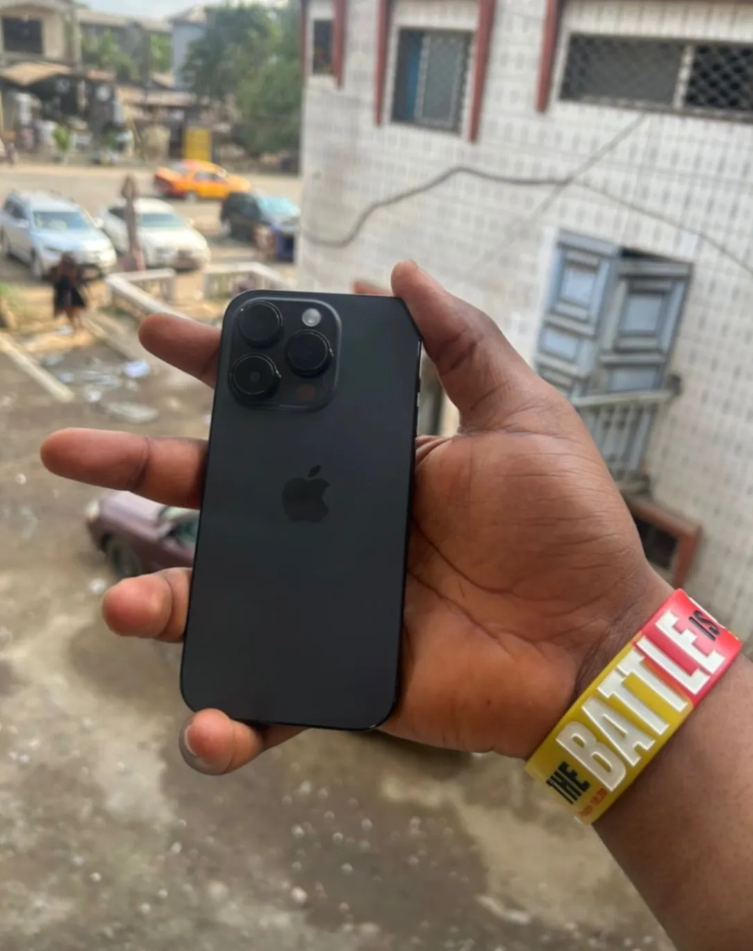 Photo de Galerie 1 - Petites Annonces | 15 Pro Max, Simbock, Yaoundé, Cameroun | Électronique et médias  > Cellulaires et accessoires