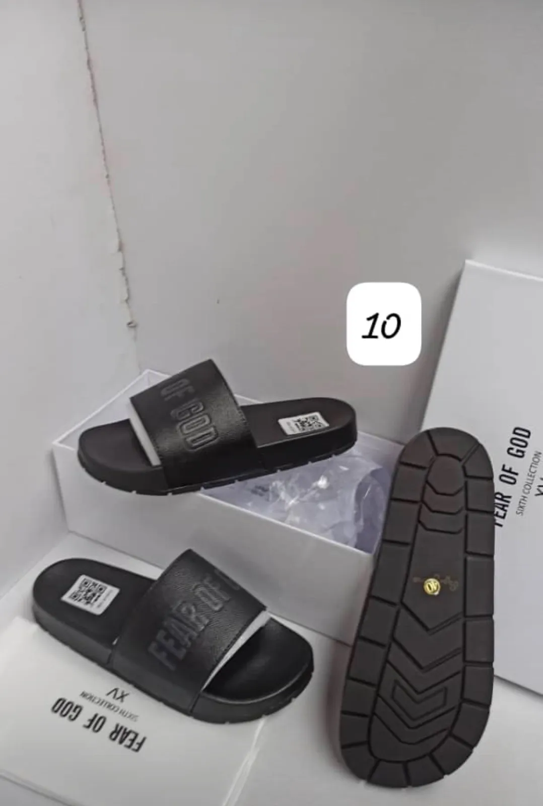 Gallery Photo 5 - Marketplace | Slippers, Biyemassi, Yaoundé, Cameroon | Clothing, Shoes, & Others  > Men's shoes
