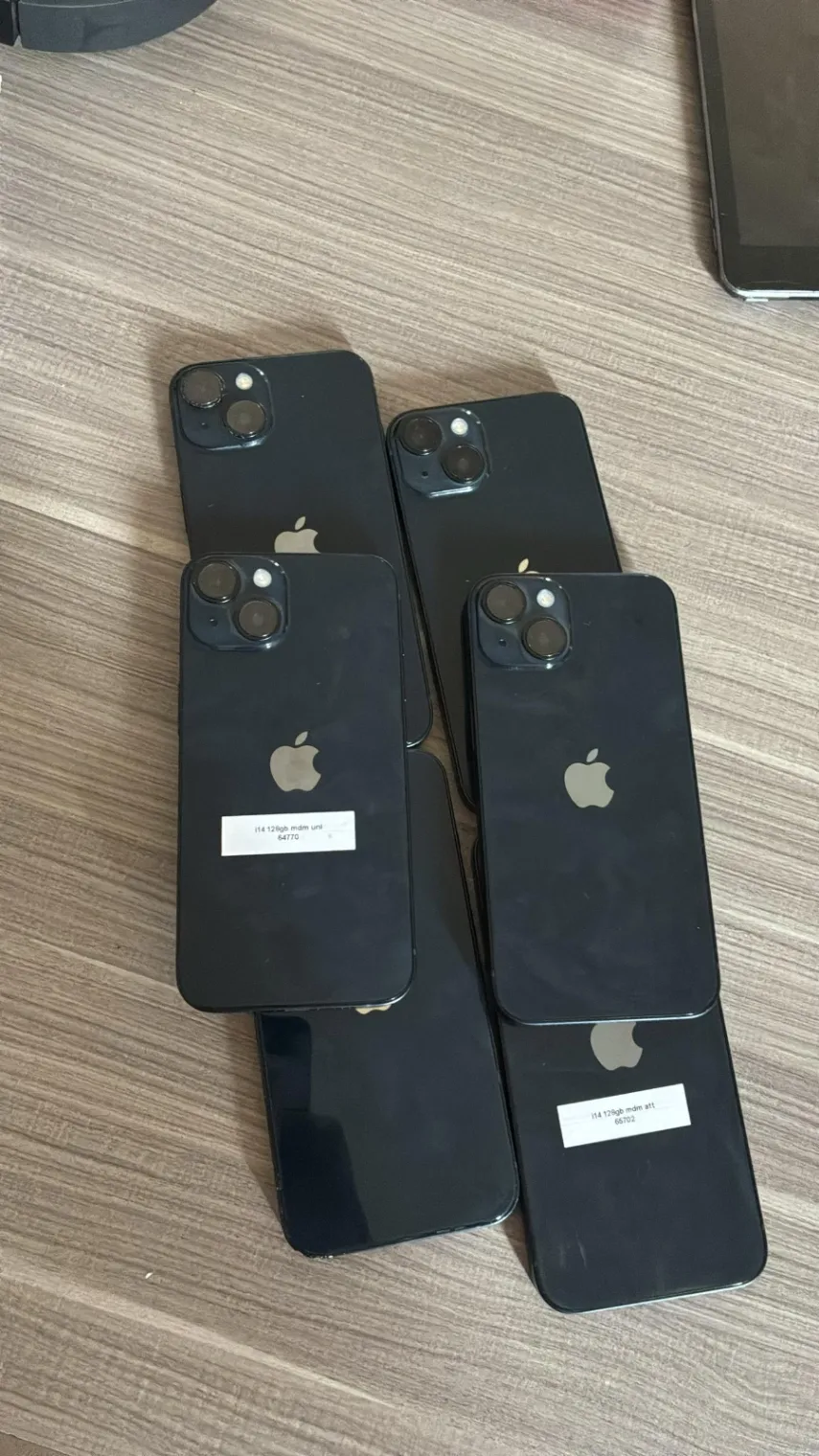 Main Photo - Marketplace | Iphone 14 Esim, Sosoliso, Buea, Cameroon | Electronics & Media  > Cell phones & Accessories