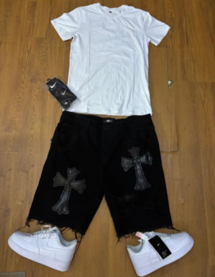 Photo Principale - Petites Annonces | Complete Drip, Damas, Yaoundé, Cameroun | Vêtements, chaussures et autres  > Vêtements pour garçons