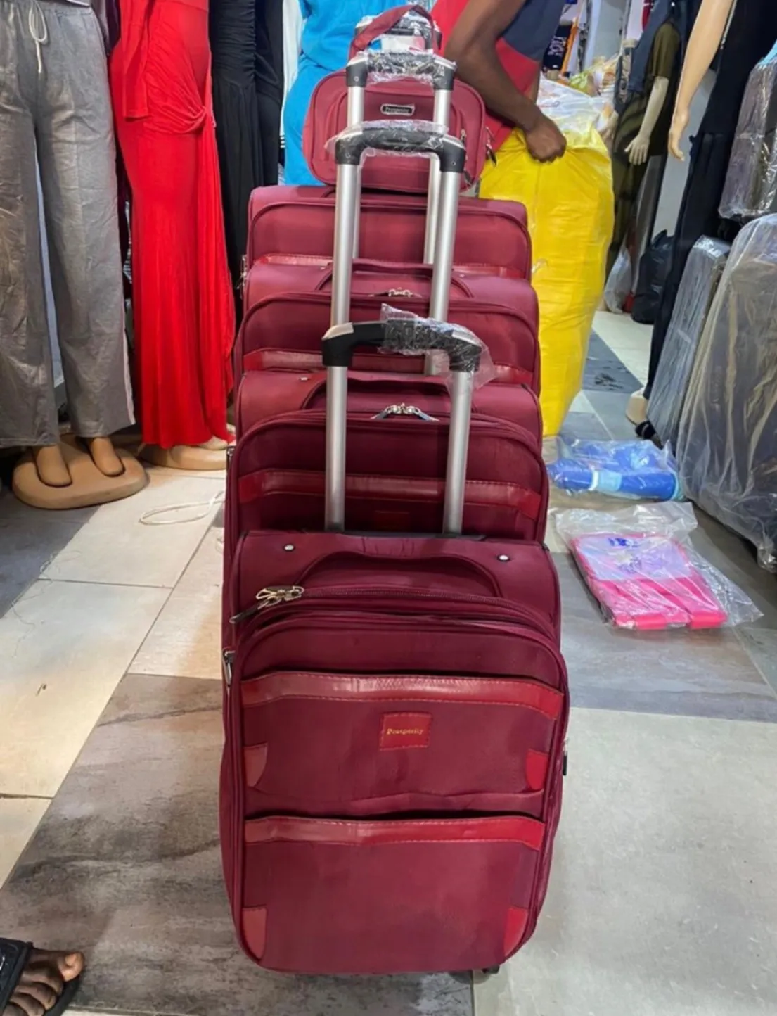 Gallery Photo 5 - Marketplace | Traveling Box, Simbock, Yaoundé, Cameroon | General & Others  > All Other Items