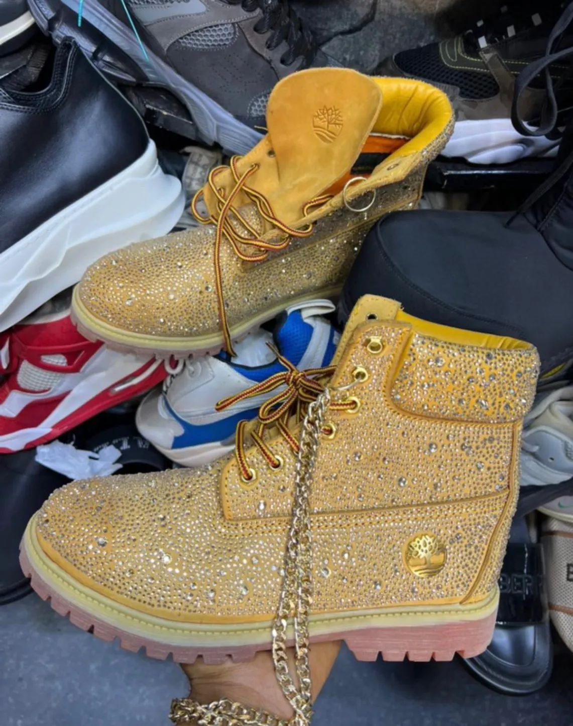 Gallery Photo 2 - Marketplace | Male Shoes, Obili, Yaoundé, Cameroon | Clothing, Shoes, & Others  > Men's shoes