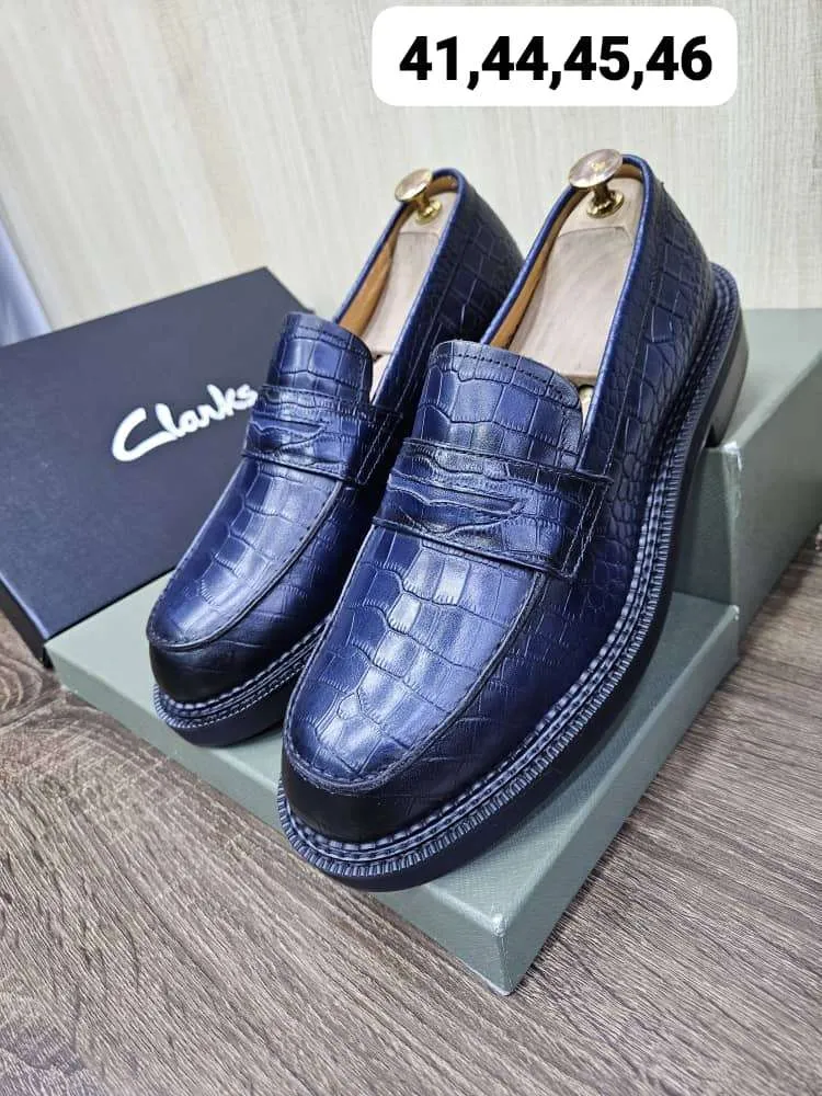Photo de Galerie 2 - Petites Annonces | Men’s Clarks Loafers – Class & Comfort, Bonduma, Buea, Cameroun | Vêtements, chaussures et autres  > Chaussures pour hommes