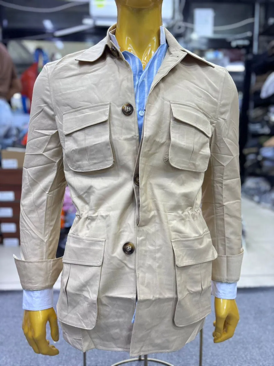 Photo de Galerie 2 - Petites Annonces | Safari Shirt – Classic & Trendy 🌸, Bonduma, Buea, Cameroun | Vêtements, chaussures et autres 