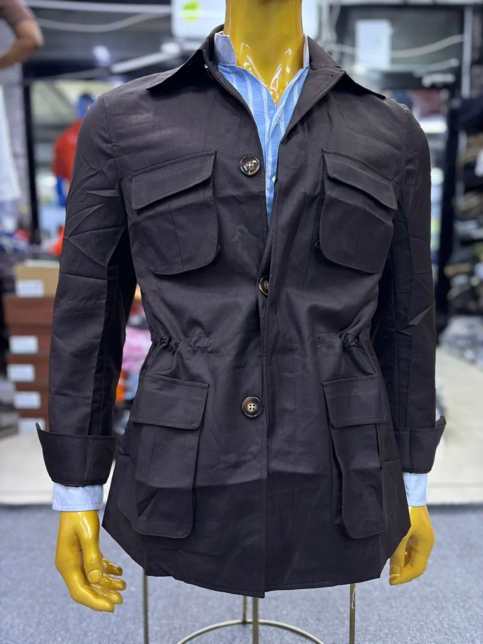 Photo de Galerie 5 - Petites Annonces | Safari Shirt – Classic & Trendy 🌸, Bonduma, Buea, Cameroun | Vêtements, chaussures et autres 