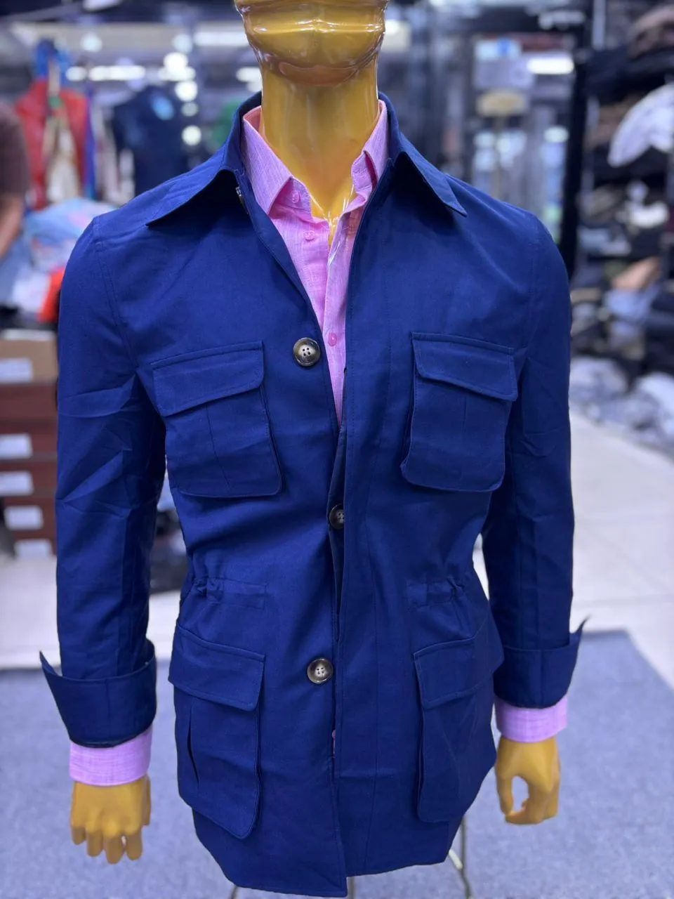 Photo de Galerie 7 - Petites Annonces | Safari Shirt – Classic & Trendy 🌸, Bonduma, Buea, Cameroun | Vêtements, chaussures et autres 