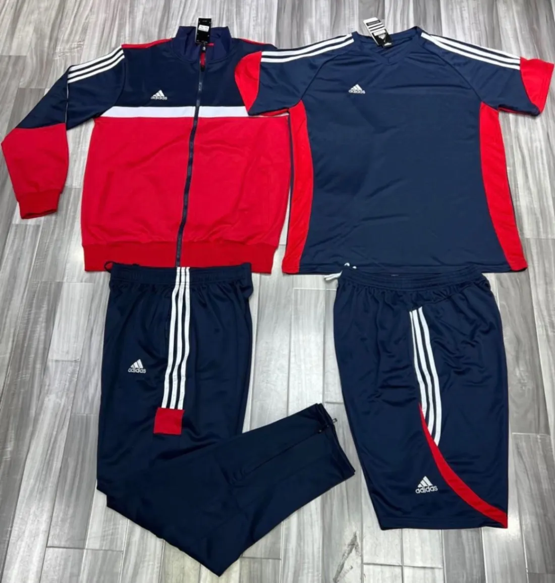 Photo de Galerie 4 - Petites Annonces | Track Suit, Cho Obili, Yaoundé, Cameroun | Vêtements, chaussures et autres  > Vêtements pour hommes