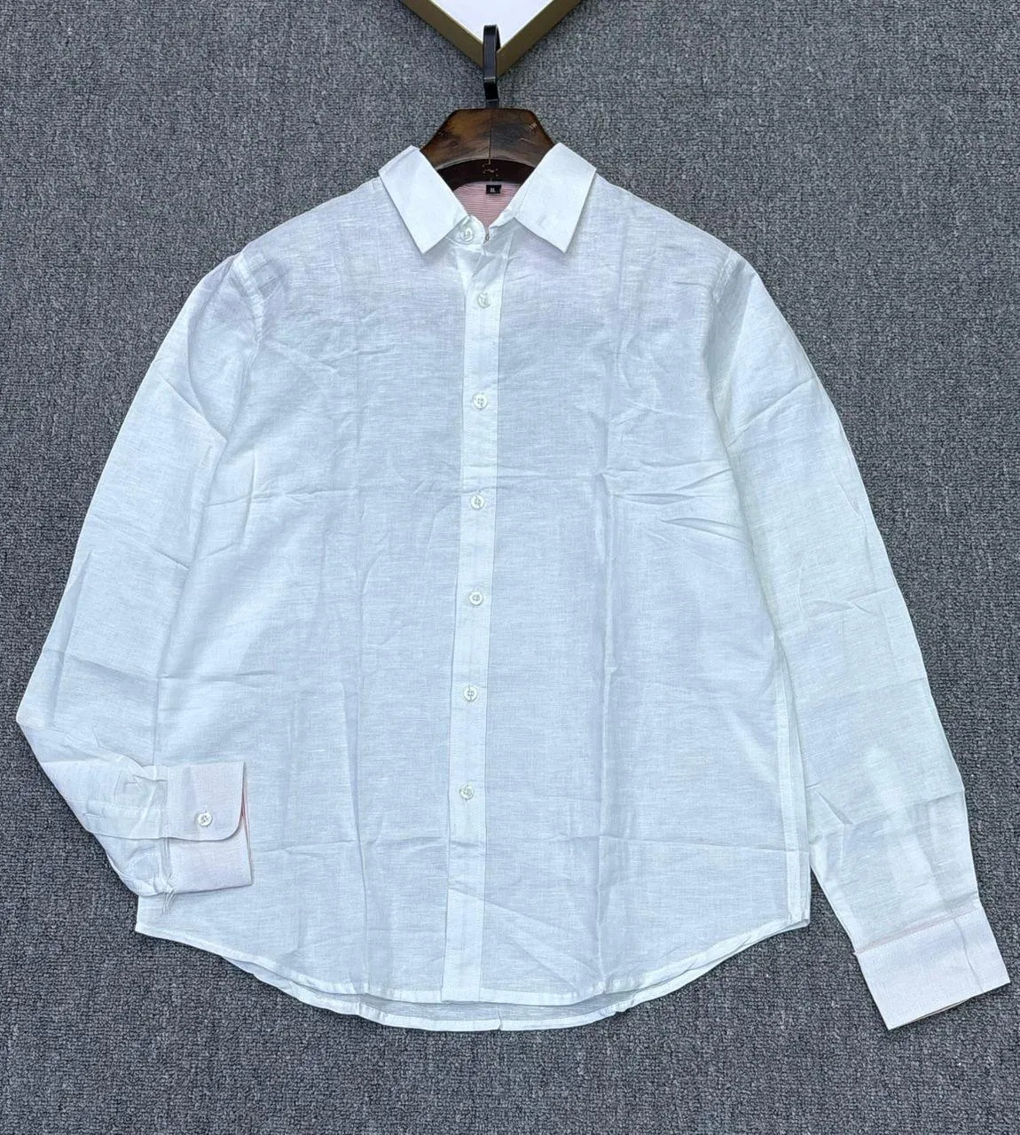 Photo de Galerie 2 - Petites Annonces | Stand Out In Style With This Beautiful Striped Shirt, Bonduma, Buea, Cameroun | Vêtements, chaussures et autres 