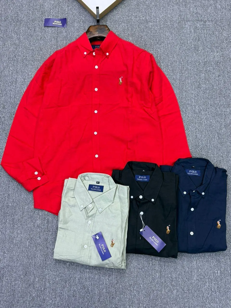 Photo de Galerie 3 - Petites Annonces | Stand Out In Style With This Beautiful Striped Shirt, Bonduma, Buea, Cameroun | Vêtements, chaussures et autres 