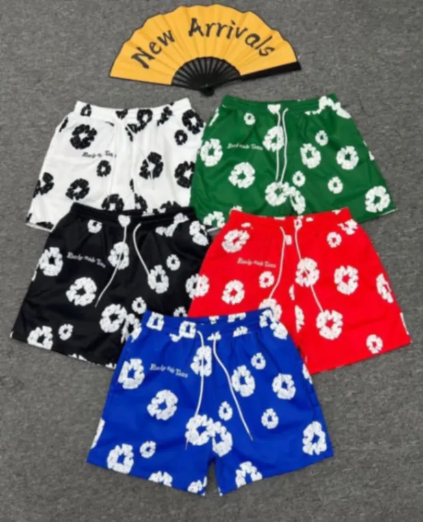 Photo Principale - Petites Annonces | Shorts, Simbock, Yaoundé, Cameroun | Vêtements, chaussures et autres  > Vêtements pour garçons