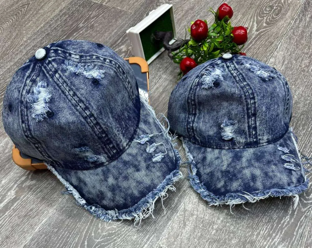 Photo de Galerie 2 - Petites Annonces | 🧢 Stylish Denim Caps For Sale, Bonduma, Buea, Cameroun | Vêtements, chaussures et autres 