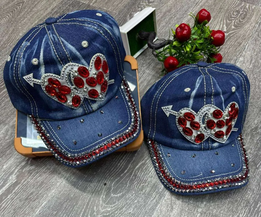 Photo de Galerie 3 - Petites Annonces | 🧢 Stylish Denim Caps For Sale, Bonduma, Buea, Cameroun | Vêtements, chaussures et autres 