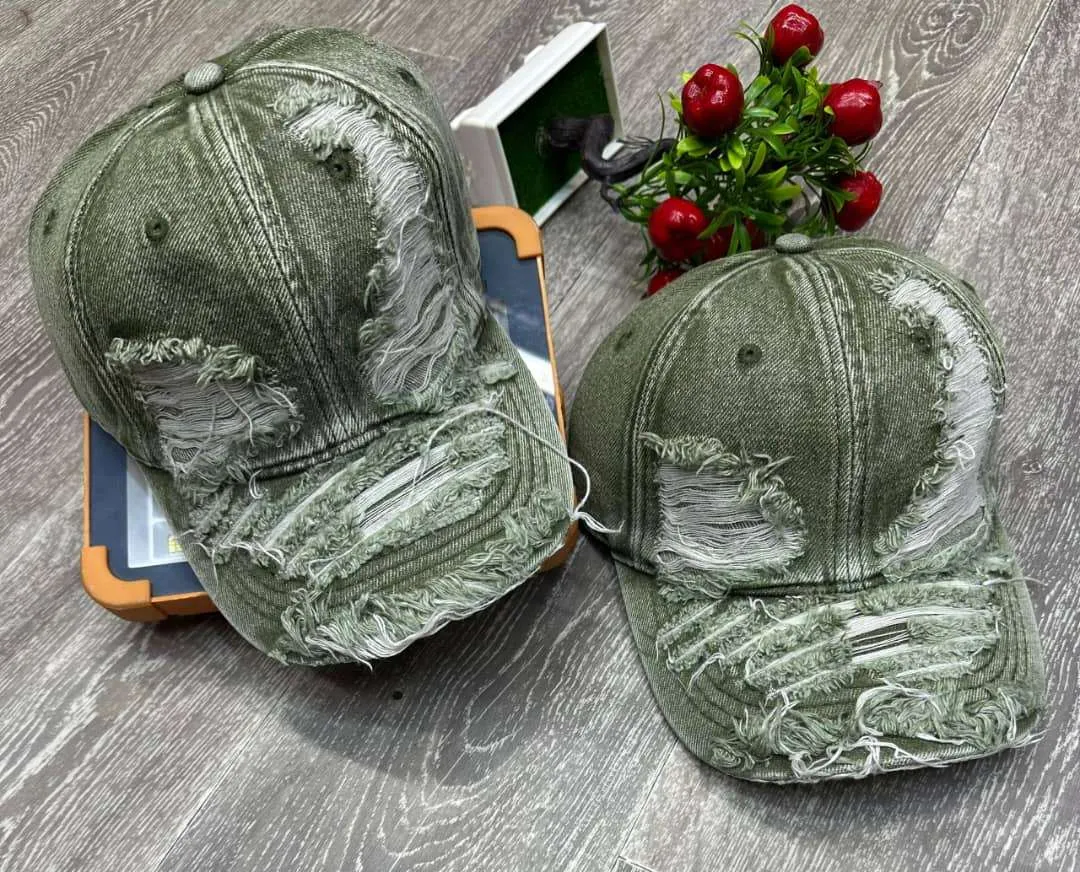 Photo de Galerie 7 - Petites Annonces | 🧢 Stylish Denim Caps For Sale, Bonduma, Buea, Cameroun | Vêtements, chaussures et autres 