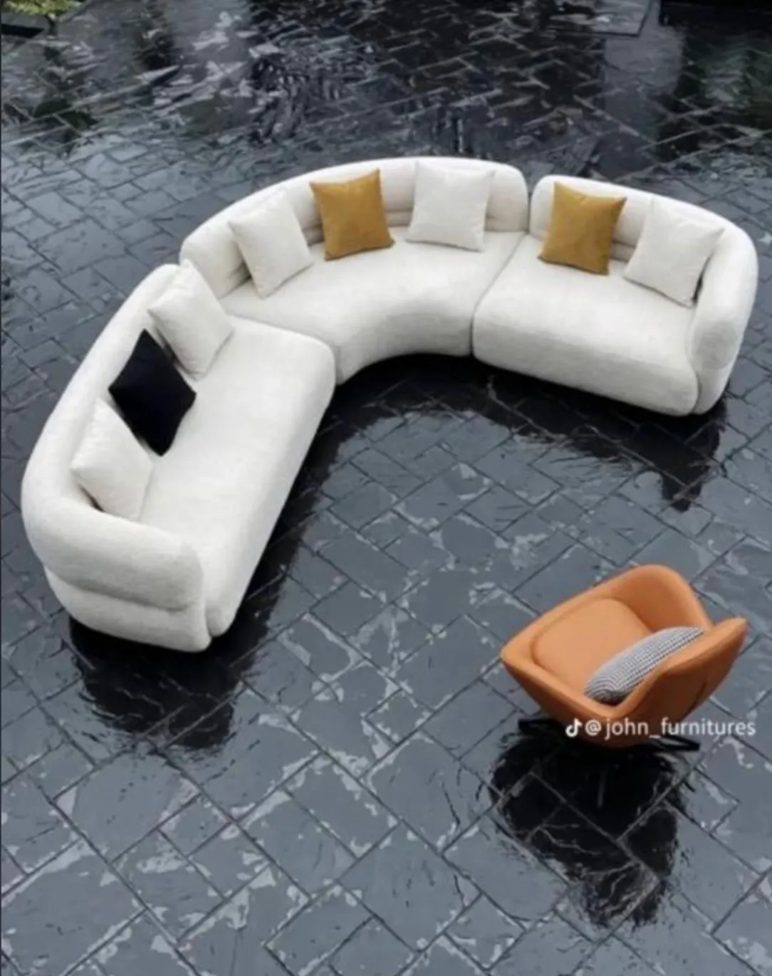 Photo de Galerie 1 - Petites Annonces | Fancy Couch, Biyemassi, Yaoundé, Cameroun | Maison, aliments et jardin  > Meubles