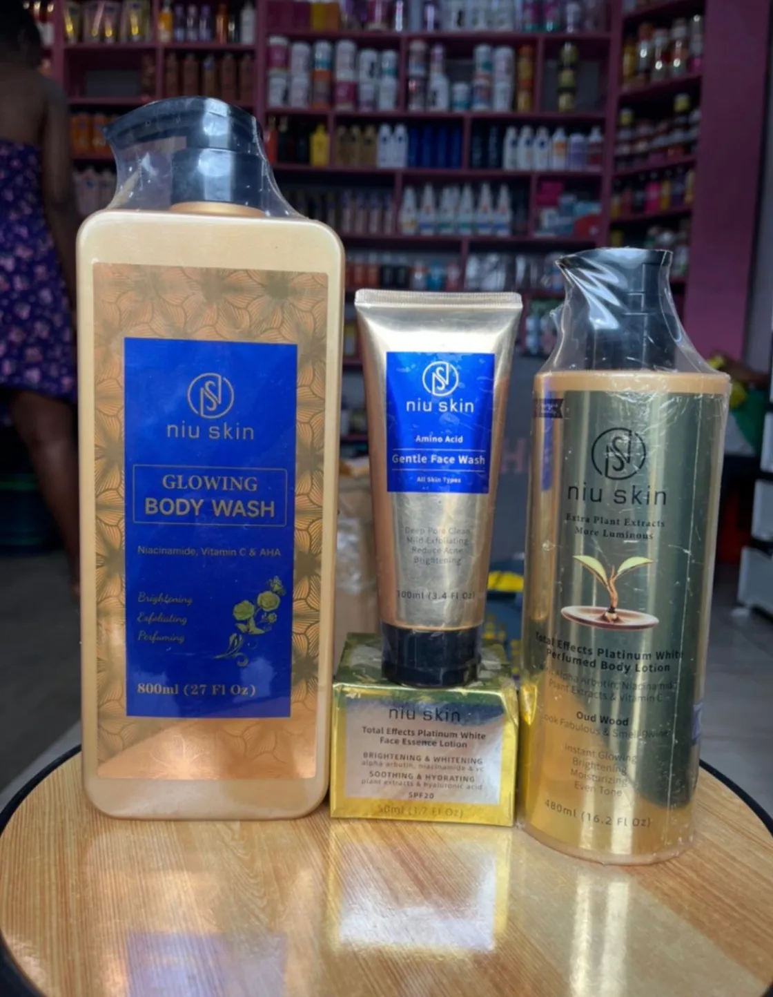 Photo de Galerie 2 - Petites Annonces | Perfume, Biyemassi, Yaoundé, Cameroun | Santé et beauté  > santé et beauté