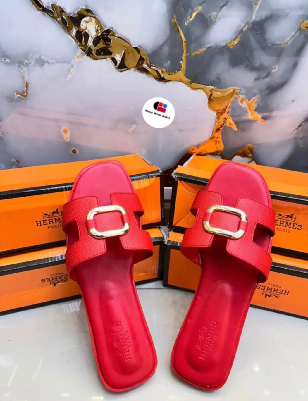 Photo de Galerie 6 - Petites Annonces | Female Slippers, Simbock, Yaoundé, Cameroun | Vêtements, chaussures et autres  > Chaussures pour femmes