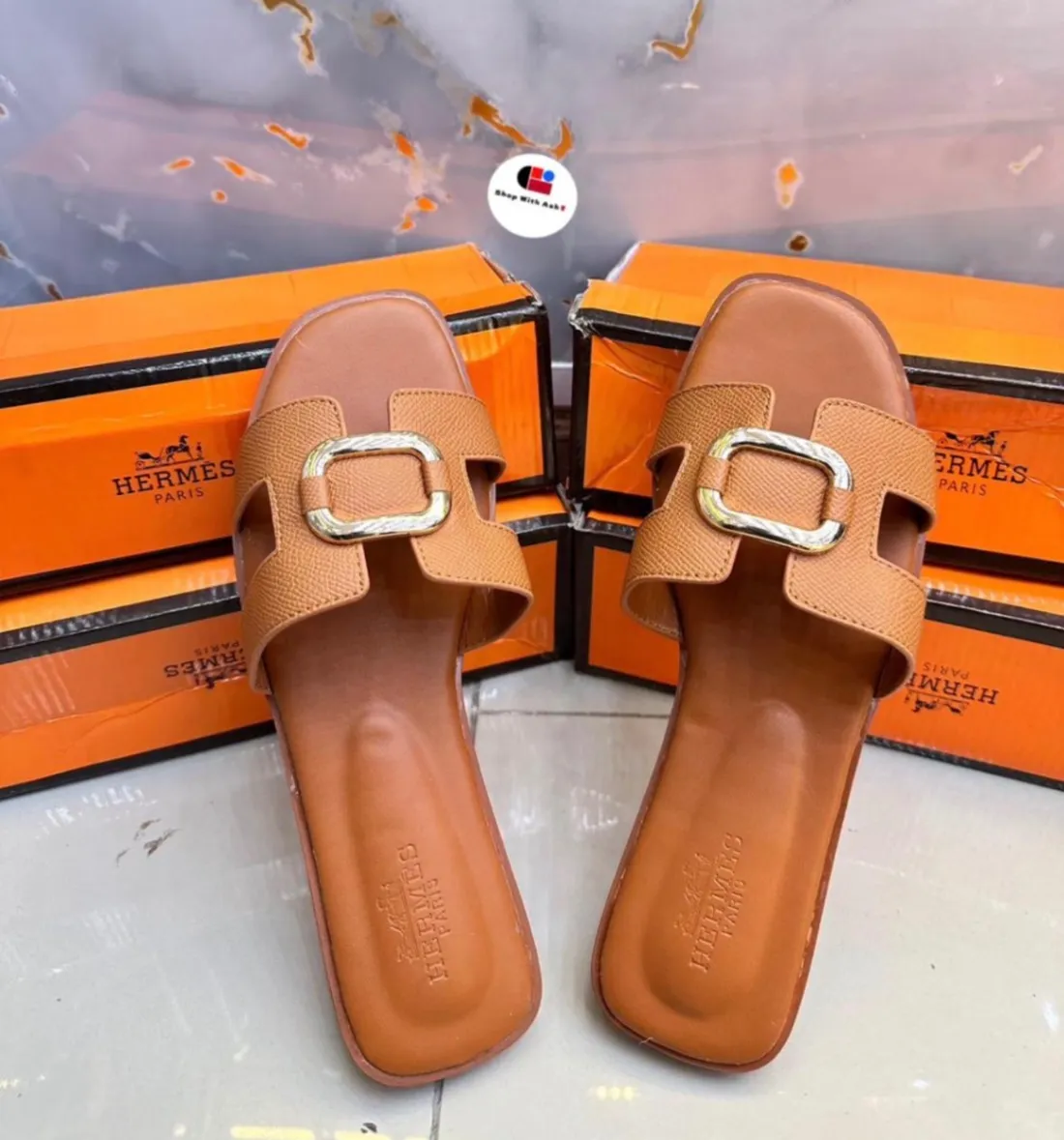 Photo de Galerie 7 - Petites Annonces | Female Slippers, Simbock, Yaoundé, Cameroun | Vêtements, chaussures et autres  > Chaussures pour femmes