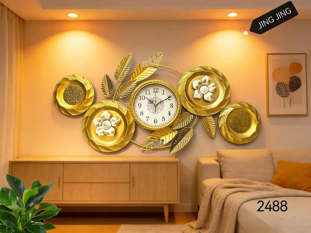 Photo de Galerie 1 - Petites Annonces | Elegant Wall Clock For Sale 🕰️🔥, Sandpit, Buea, Cameroun | Électronique et médias  > Autres électroniques et médias