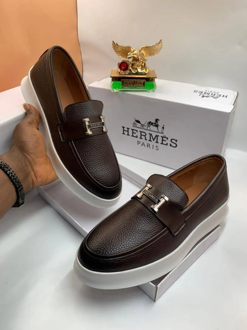 Photo de Galerie 3 - Petites Annonces | Chaussures Stylé Hommes, Akwa, Douala, Cameroun | Vêtements, chaussures et autres  > Chaussures pour hommes