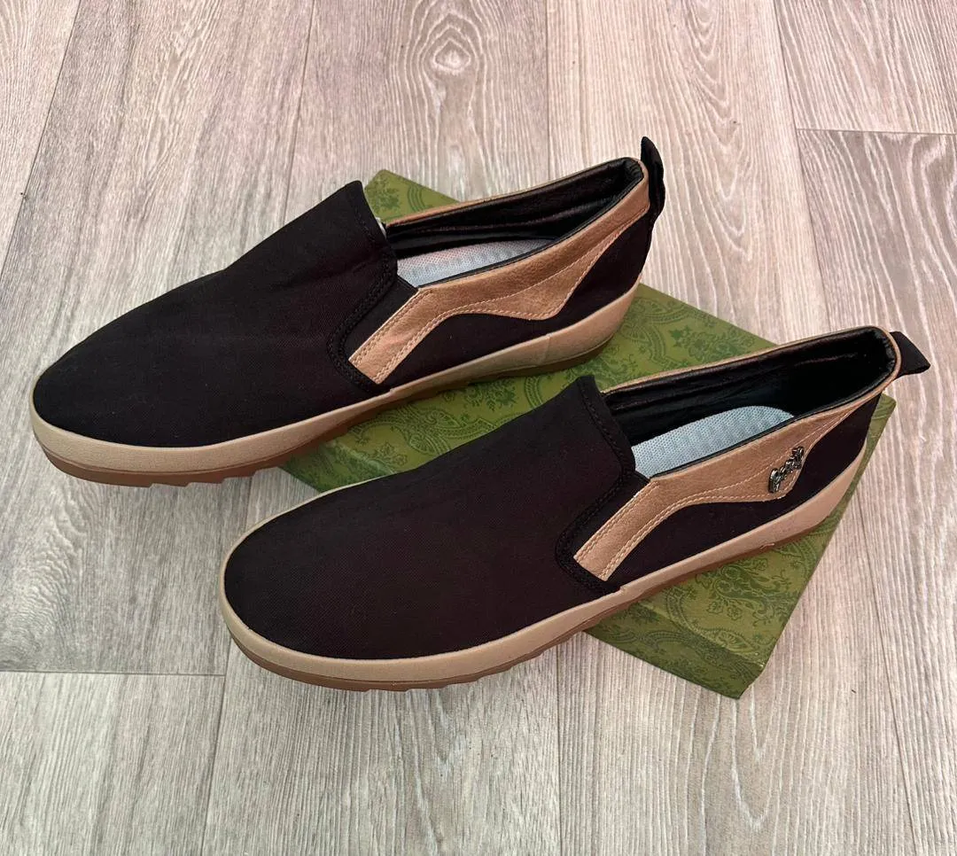 Photo de Galerie 6 - Petites Annonces | Men’s Slip-On Shoes For Sale ✨👟, Bonduma, Buea, Cameroun | Vêtements, chaussures et autres  > Chaussures pour hommes