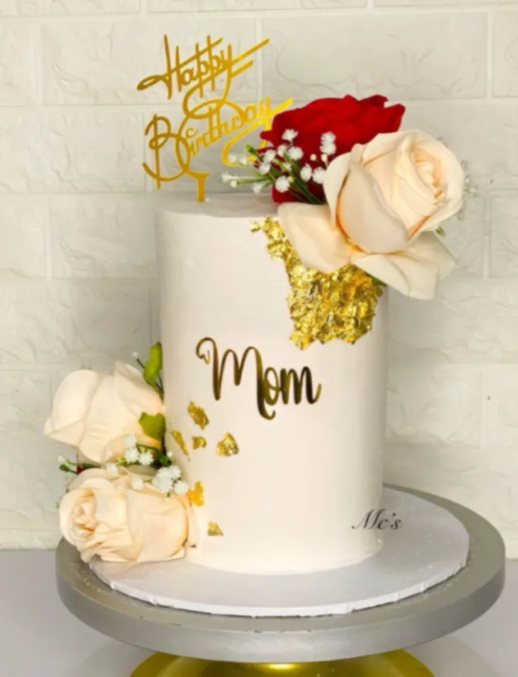 Photo Principale - Petites Annonces | Cakes, Biyemassi, Yaoundé, Cameroun | Général et autres  > Tous les autres articles