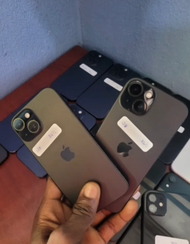 Photo Principale - Petites Annonces | Iphone 15, Simbock, Yaoundé, Cameroun | Électronique et médias  > Cellulaires et accessoires