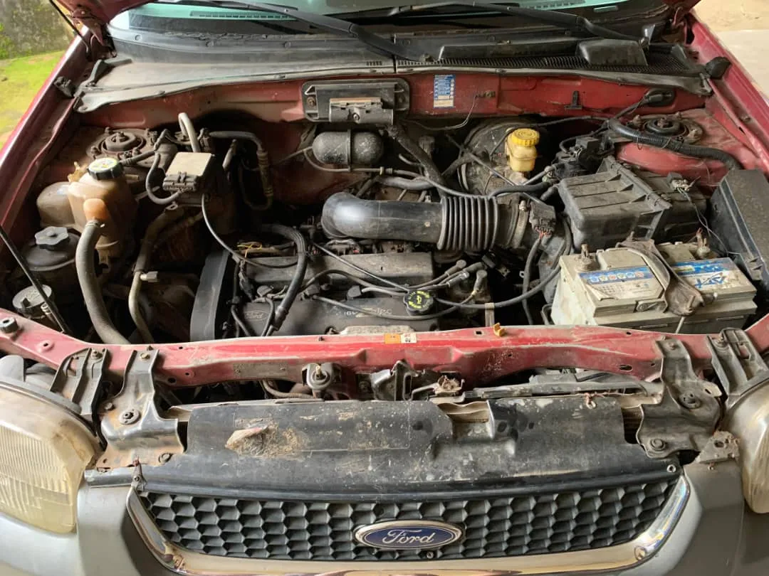 Photo de Galerie 1 - Petites Annonces | Ford Suv 4X4 For Sale, ANGE RAPHAEL, Douala, Cameroun | Véhicules et moteurs  > Voitures et camions