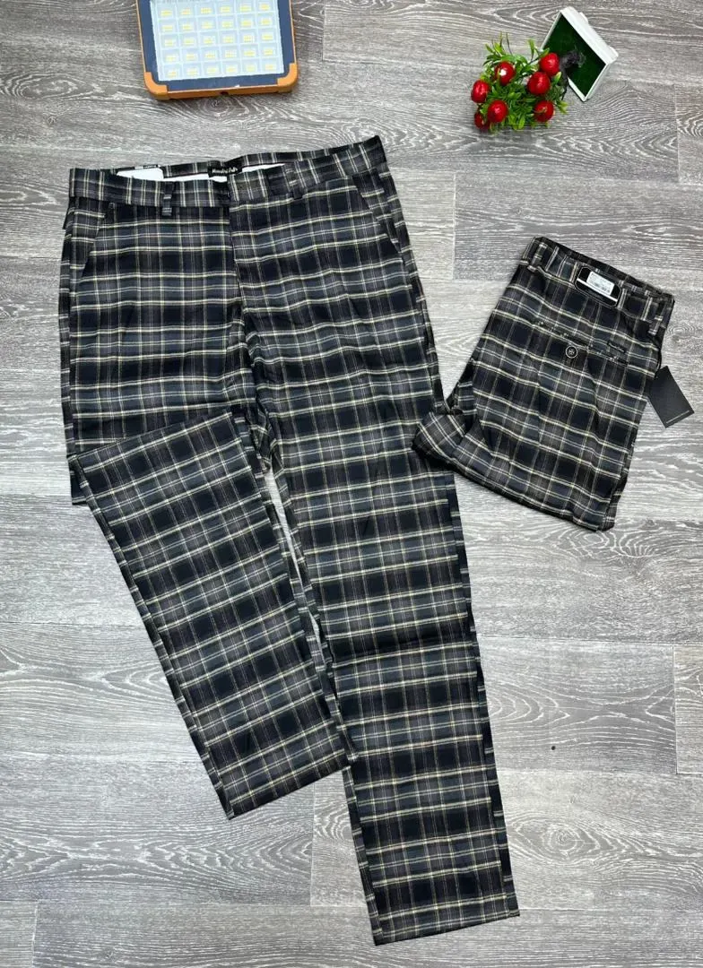 Photo Principale - Petites Annonces | Classic Checked Trouser – Smart & Stylish 🔥, Bonduma, Buea, Cameroun | Vêtements, chaussures et autres 