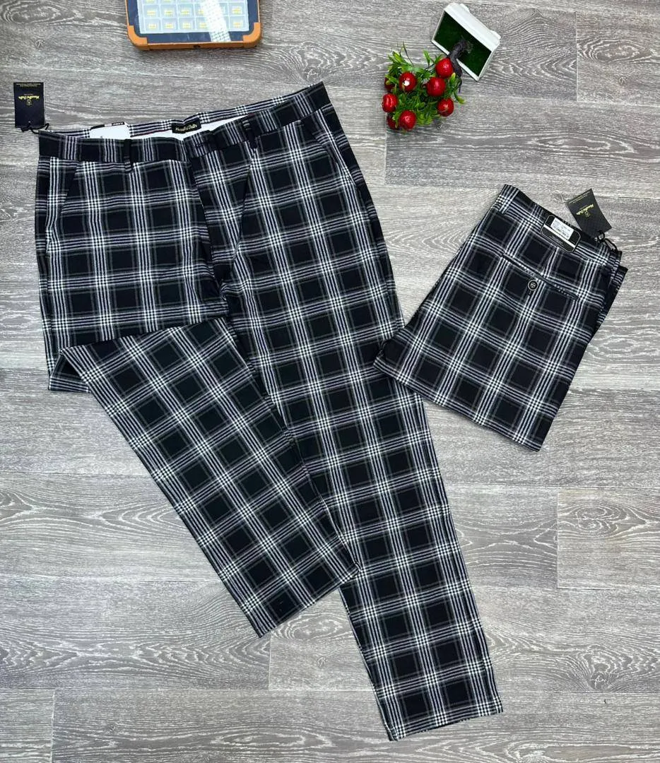 Photo de Galerie 1 - Petites Annonces | Classic Checked Trouser – Smart & Stylish 🔥, Bonduma, Buea, Cameroun | Vêtements, chaussures et autres 