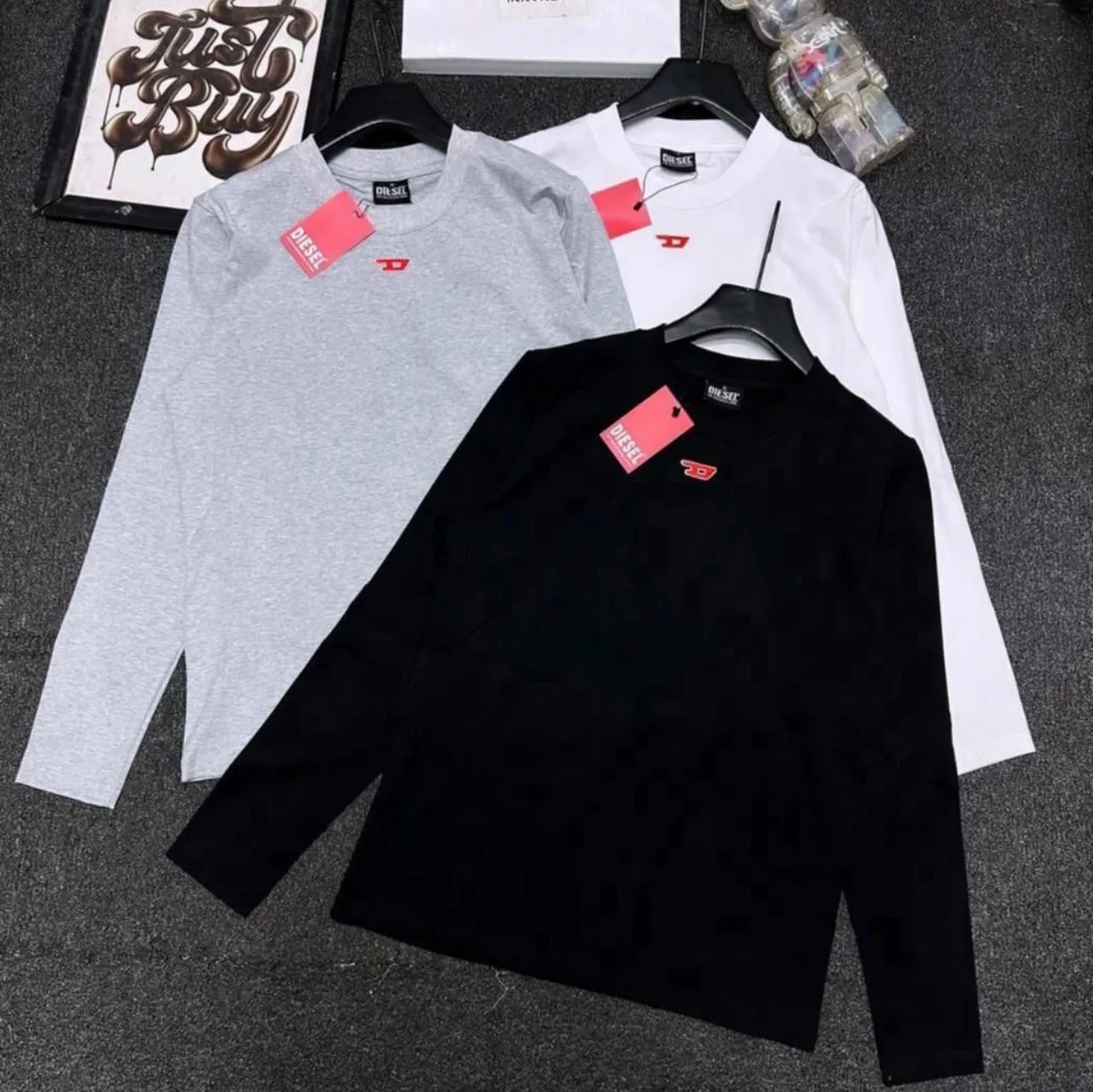 Photo de Galerie 5 - Petites Annonces | Men’s Clothes, Biyemassi, Yaoundé, Cameroun | Vêtements, chaussures et autres  > Vêtements pour hommes