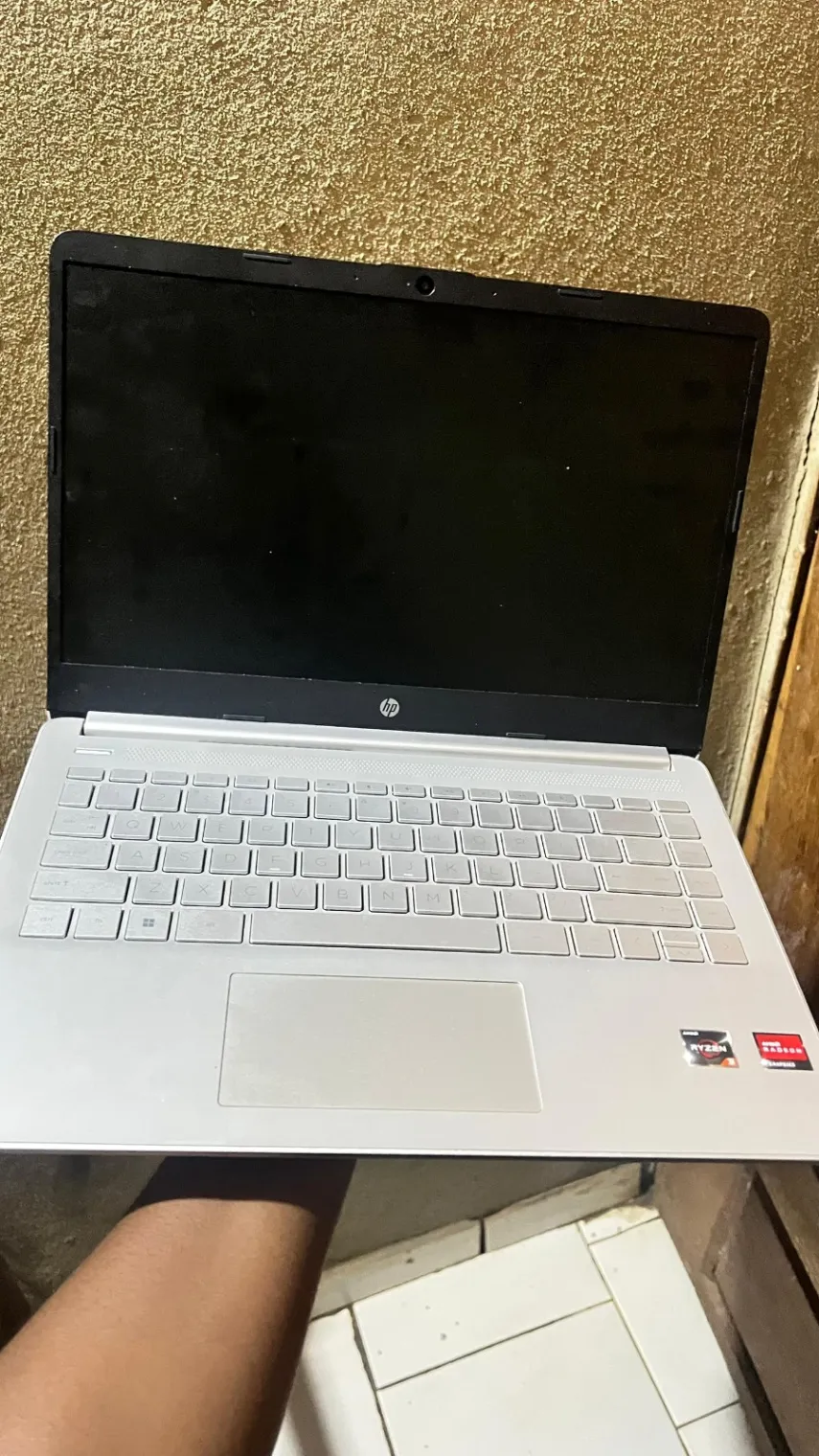 Photo de Galerie 1 - Petites Annonces | Brown New Laptops For Sell, Up station, Bamenda, Cameroun | Électronique et médias 