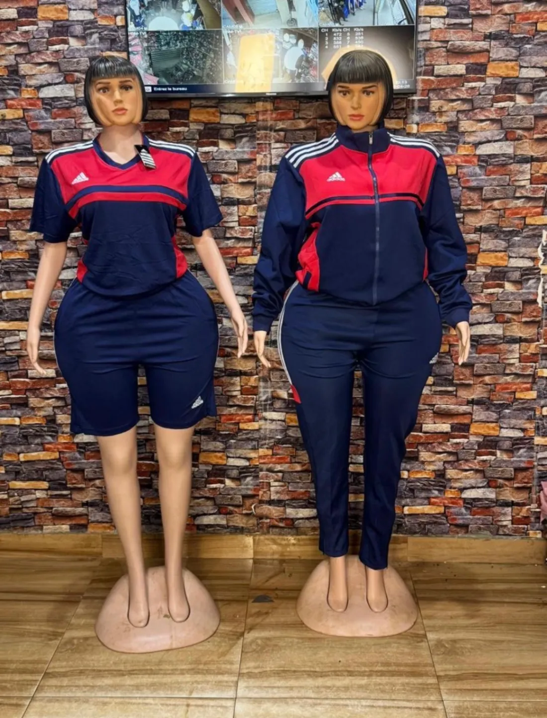 Photo de Galerie 1 - Petites Annonces | Female Sports Wear, Biyemassi, Yaoundé, Cameroun | Vêtements, chaussures et autres  > Vêtements pour femmes