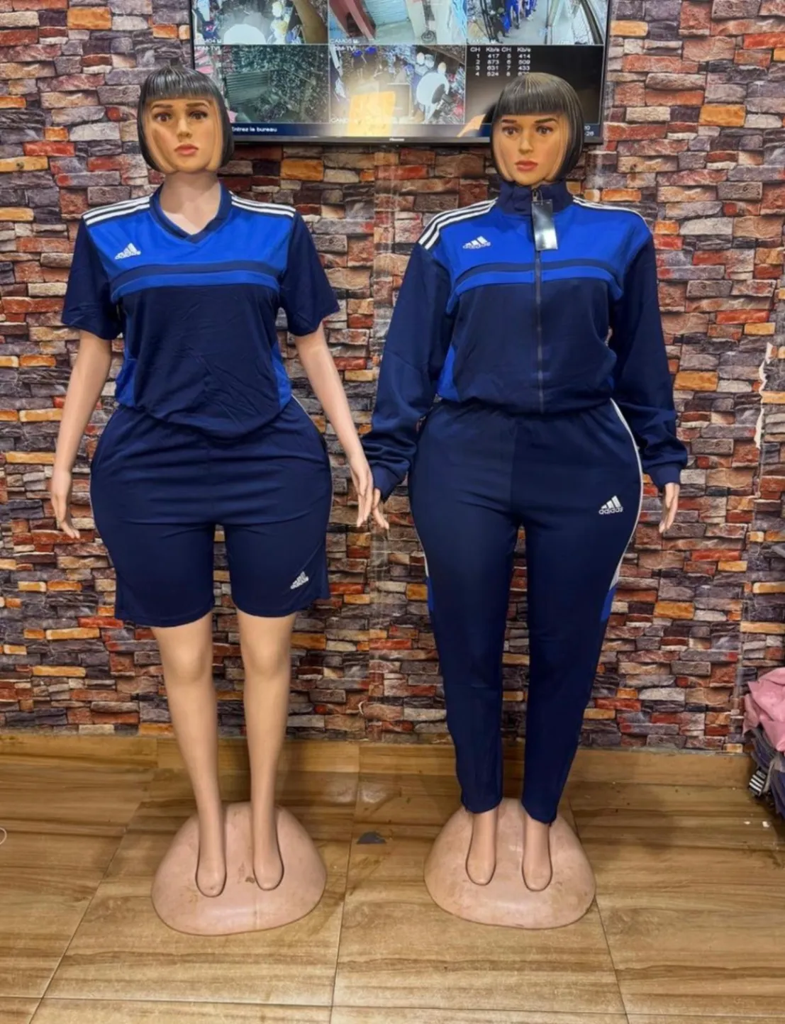 Photo de Galerie 3 - Petites Annonces | Female Sports Wear, Biyemassi, Yaoundé, Cameroun | Vêtements, chaussures et autres  > Vêtements pour femmes