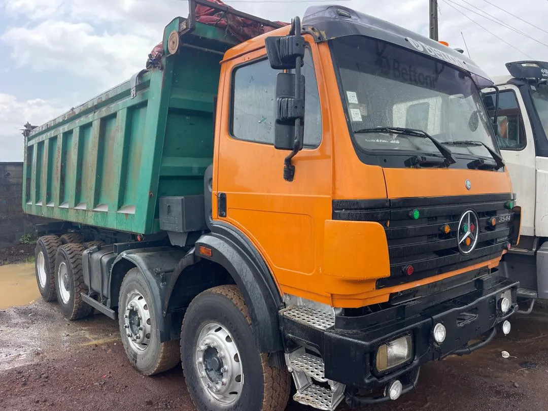 Photo de Galerie 7 - Petites Annonces | 🚛 For Sale: Mercedes Dump Truck (3544), Koumassi, Douala, Cameroun | Véhicules et moteurs  > Voitures et camions