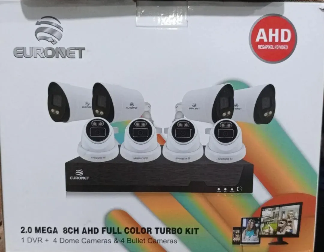 Photo Principale - Petites Annonces | Kit De 8 Caméra De Surveillance, Akwa, Douala, Cameroun | Électronique et médias  > Appareils photo et photographie