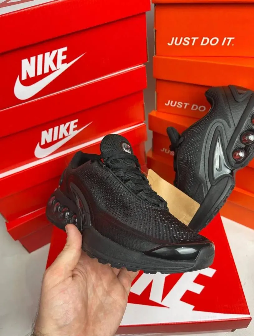 Gallery Photo 1 - Marketplace | 🔥Nike Sports Shoes For Sale🔥, Bonduma, Buea, Cameroon | Clothing, Shoes, & Others  > Boys' Shoes